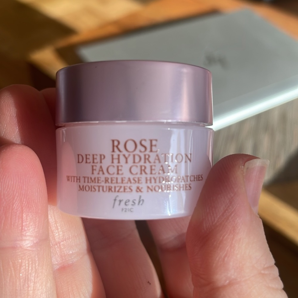 Fresh Deep Hydration Face Cream (Rose)